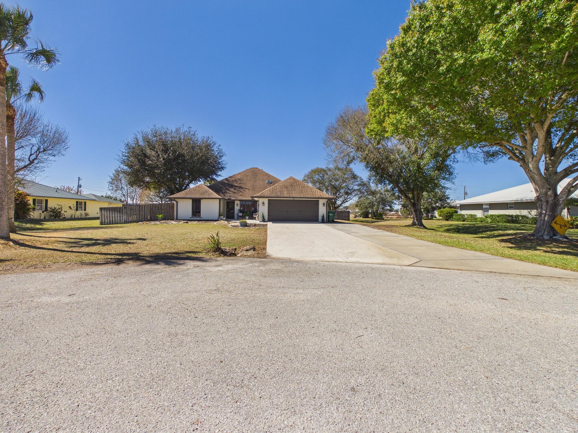 NORTH LAKE COUNTRY ESTATES - Residential