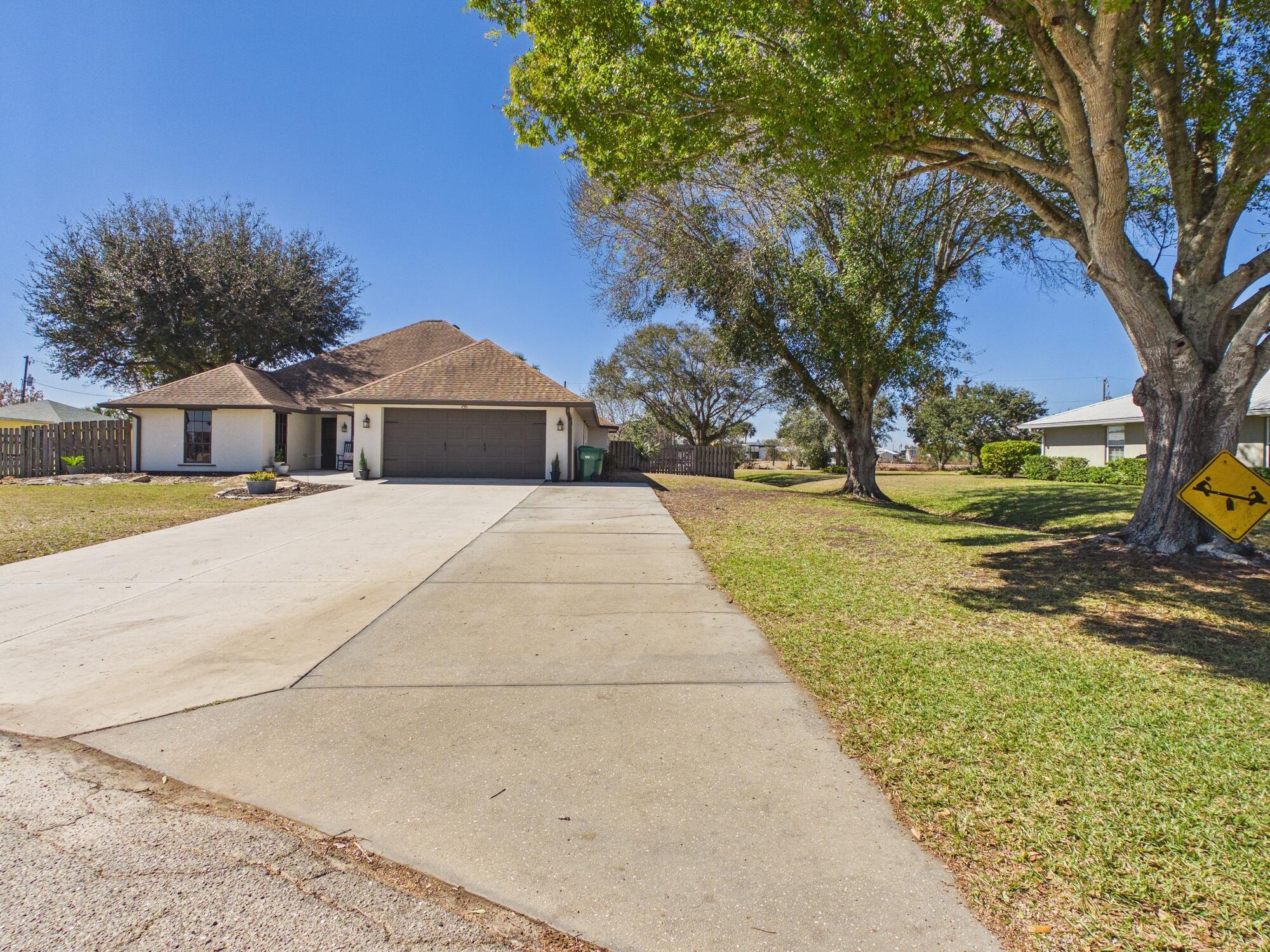 NORTH LAKE COUNTRY ESTATES - Residential