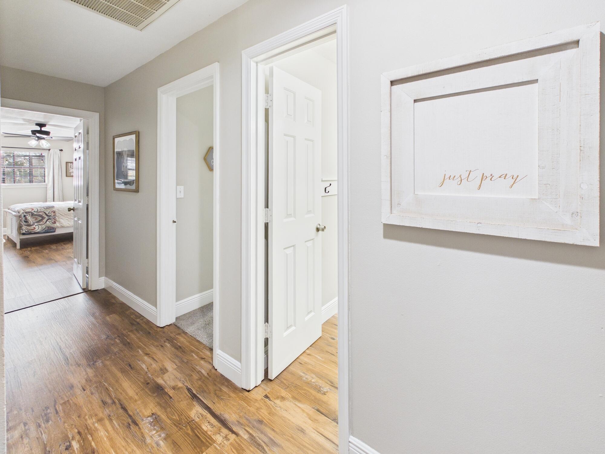 NORTH LAKE COUNTRY ESTATES - Residential