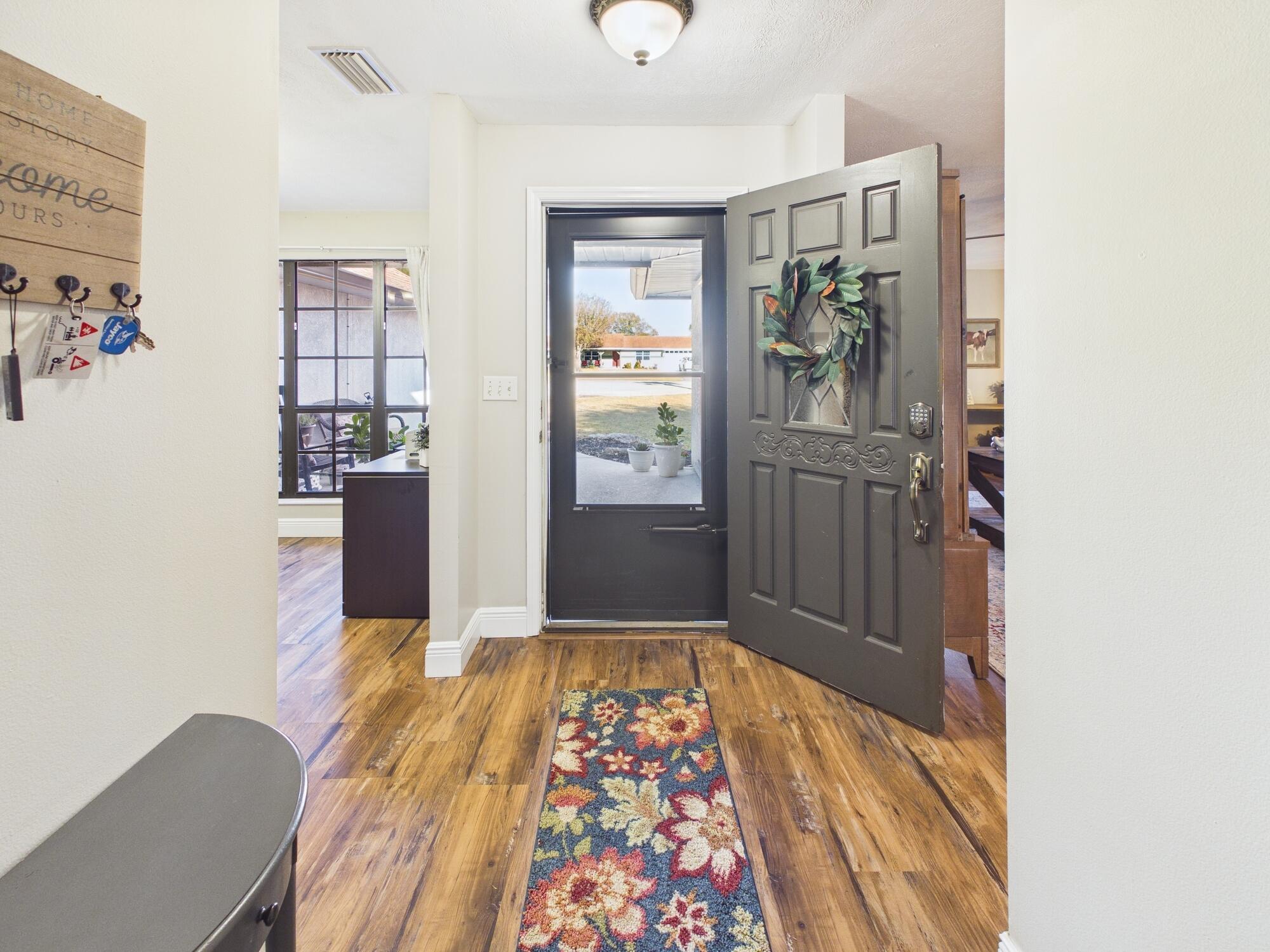 NORTH LAKE COUNTRY ESTATES - Residential