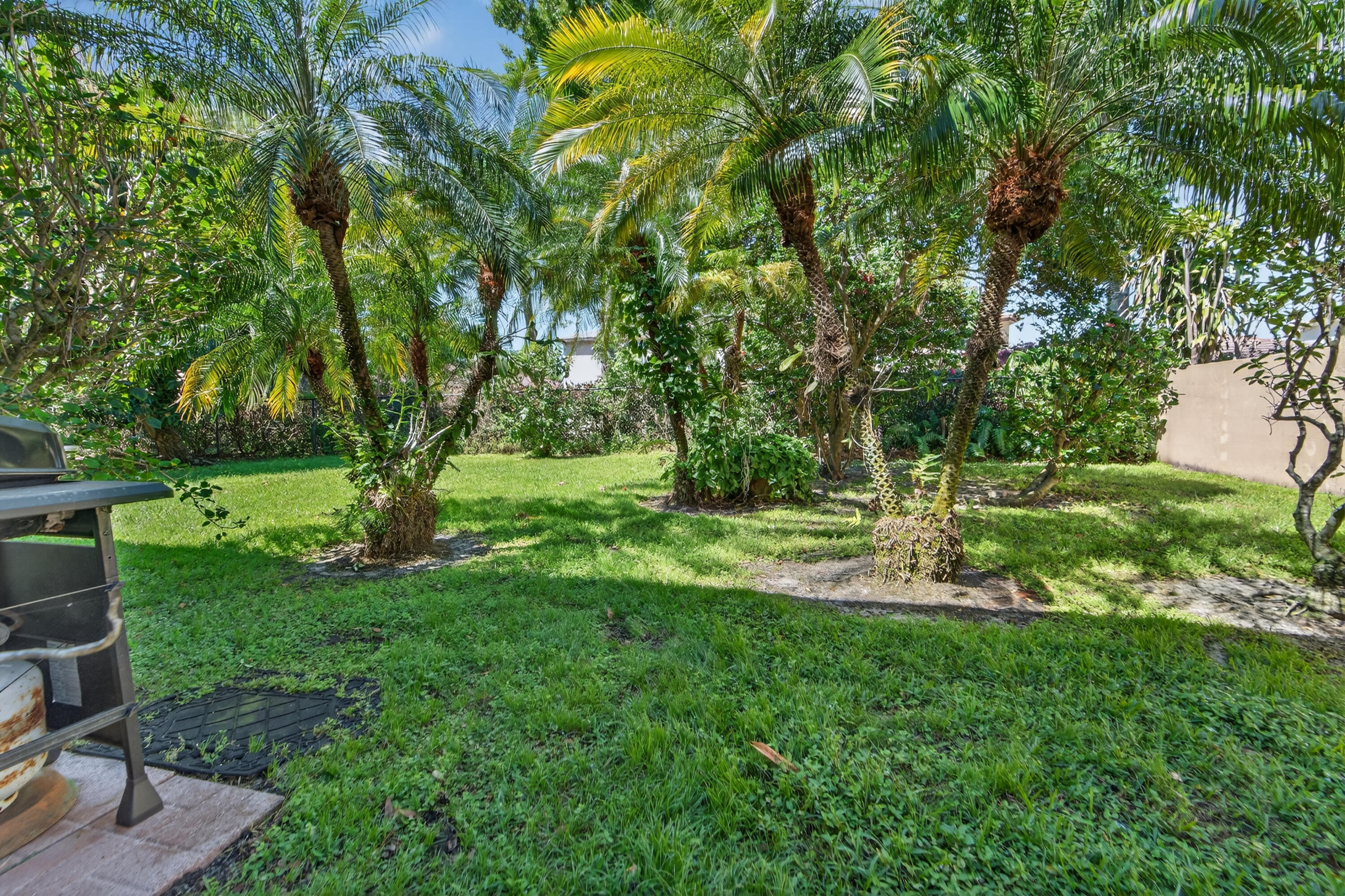 HYPOLUXO HAVERHILL PUD 2 - Residential