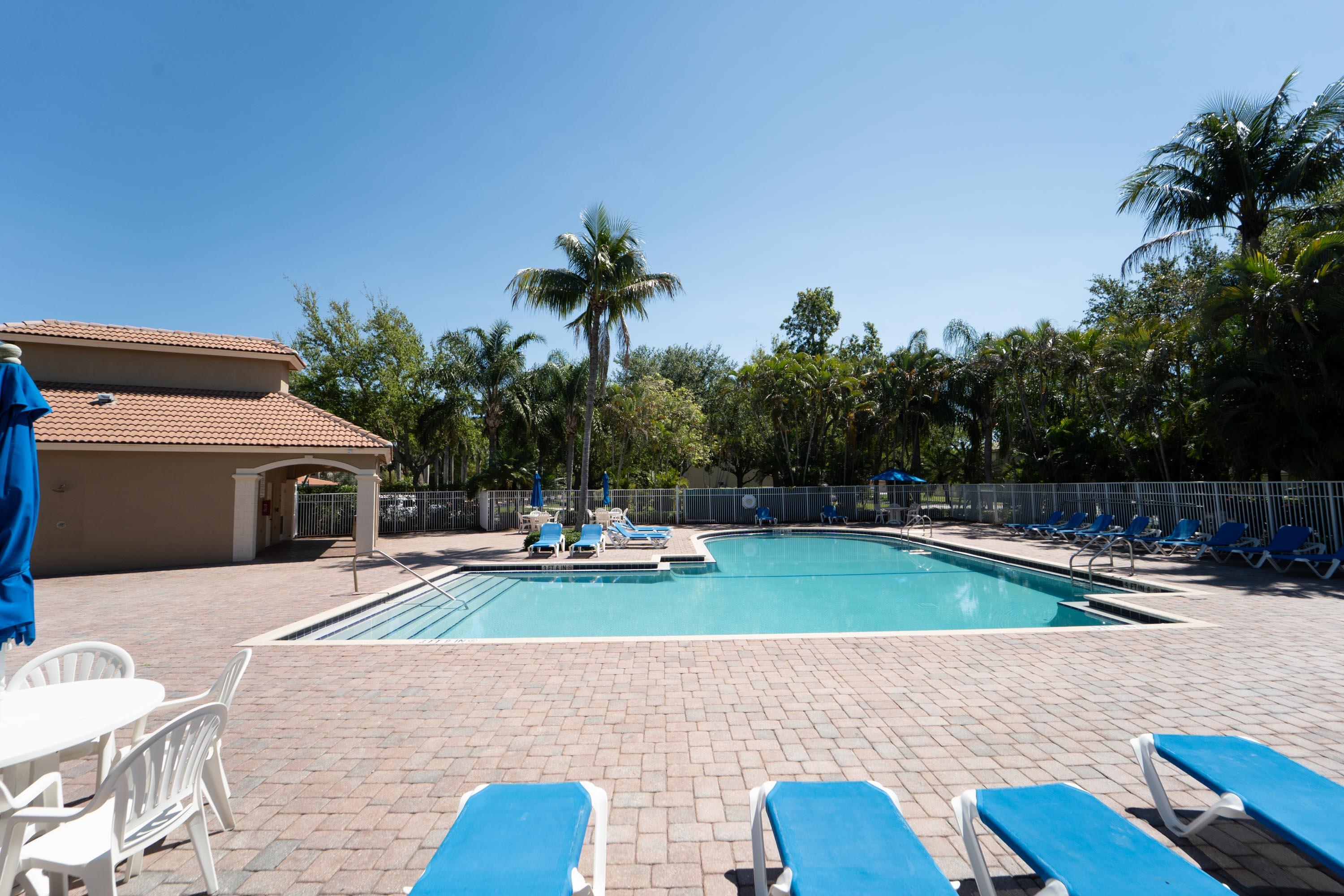 HYPOLUXO HAVERHILL PUD 2 - Residential