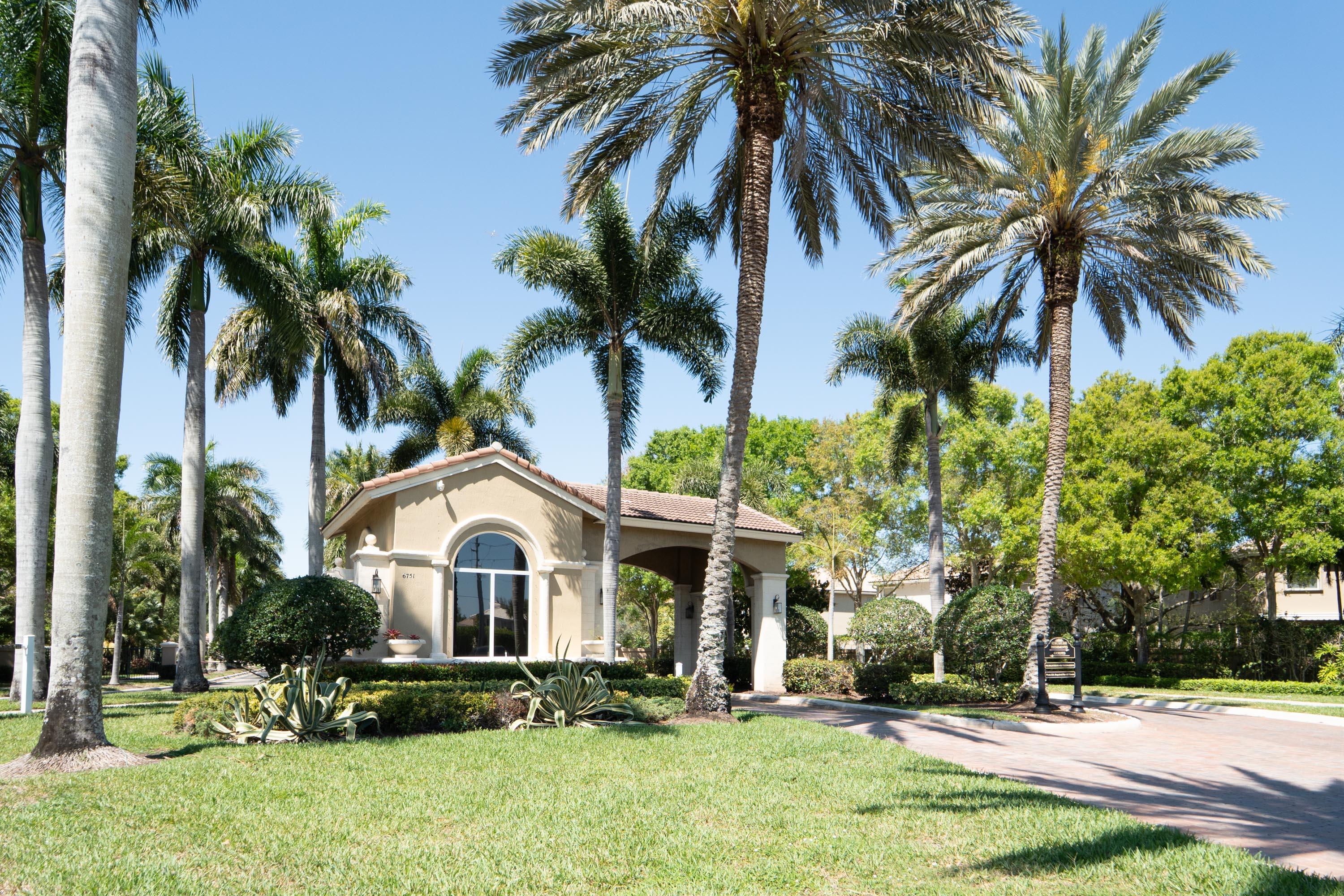 HYPOLUXO HAVERHILL PUD 2 - Residential