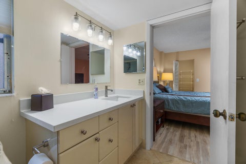 Tiny photo for 6515 Kensington Lane #201, Delray Beach, FL 33446 (MLS # B26016880)