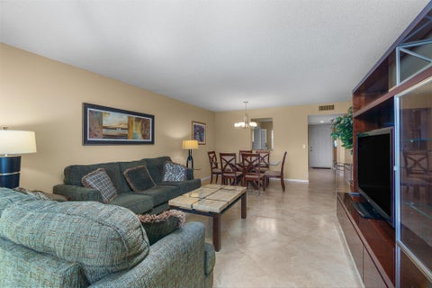 Tiny photo for 6515 Kensington Lane #201, Delray Beach, FL 33446 (MLS # B26016880)