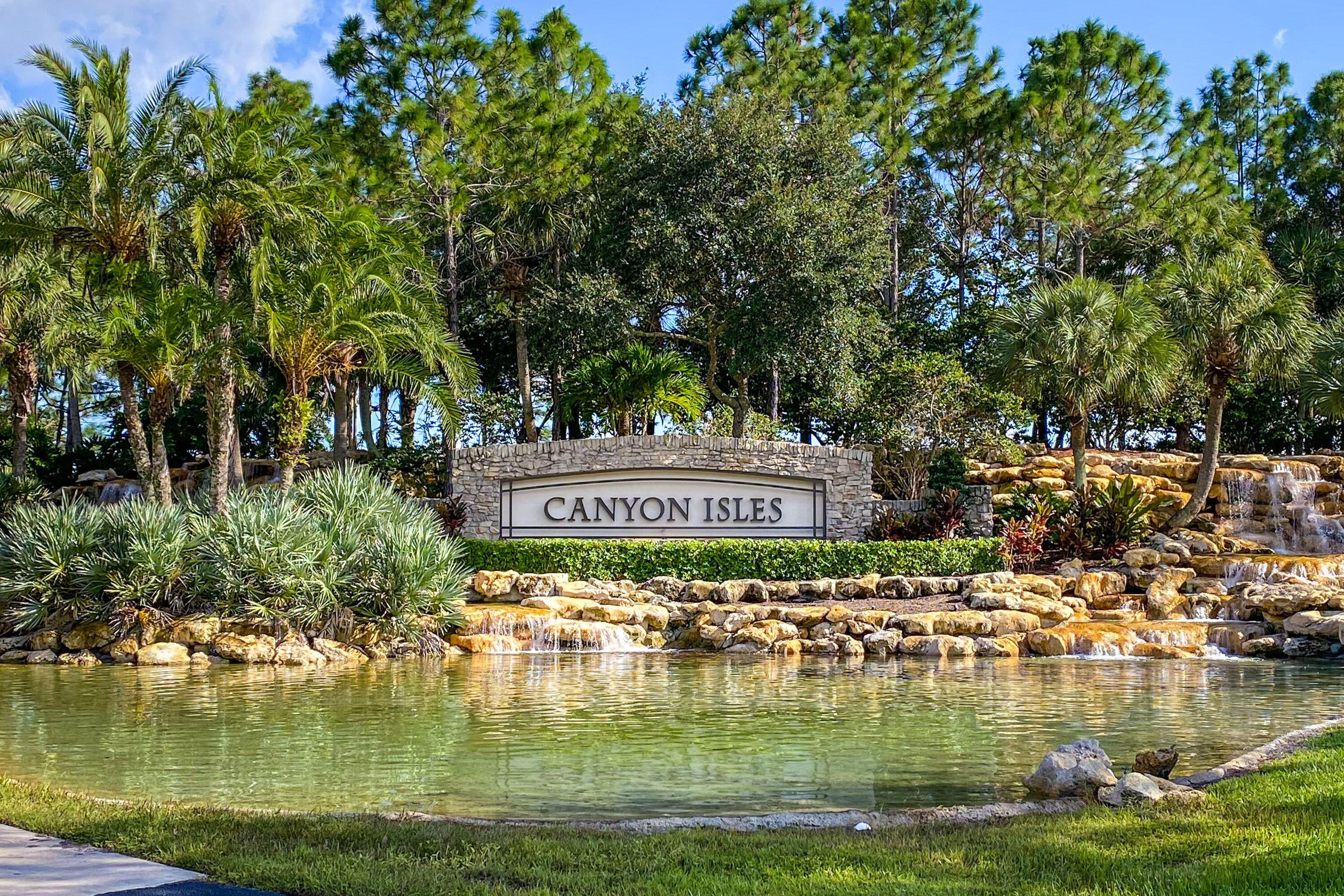 CANYON ISLES - Residential