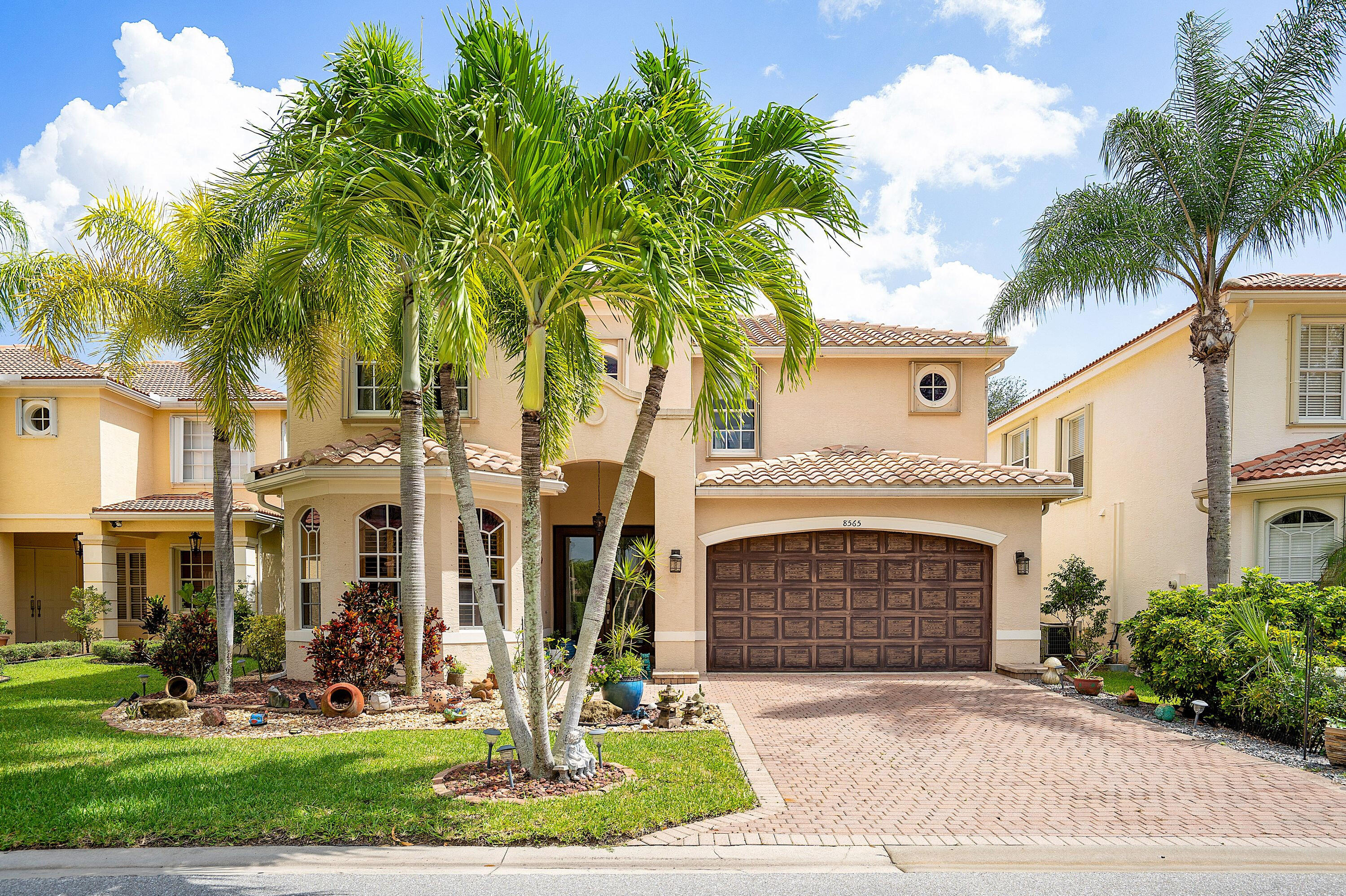 CANYON ISLES - Residential