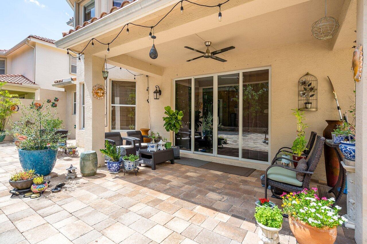 CANYON ISLES - Residential