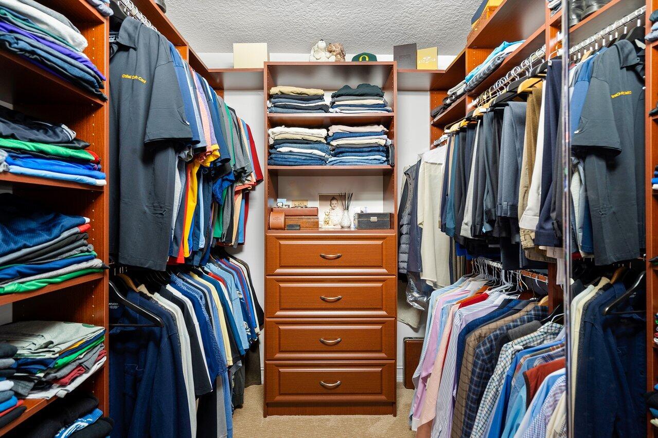 CANYON ISLES - Residential