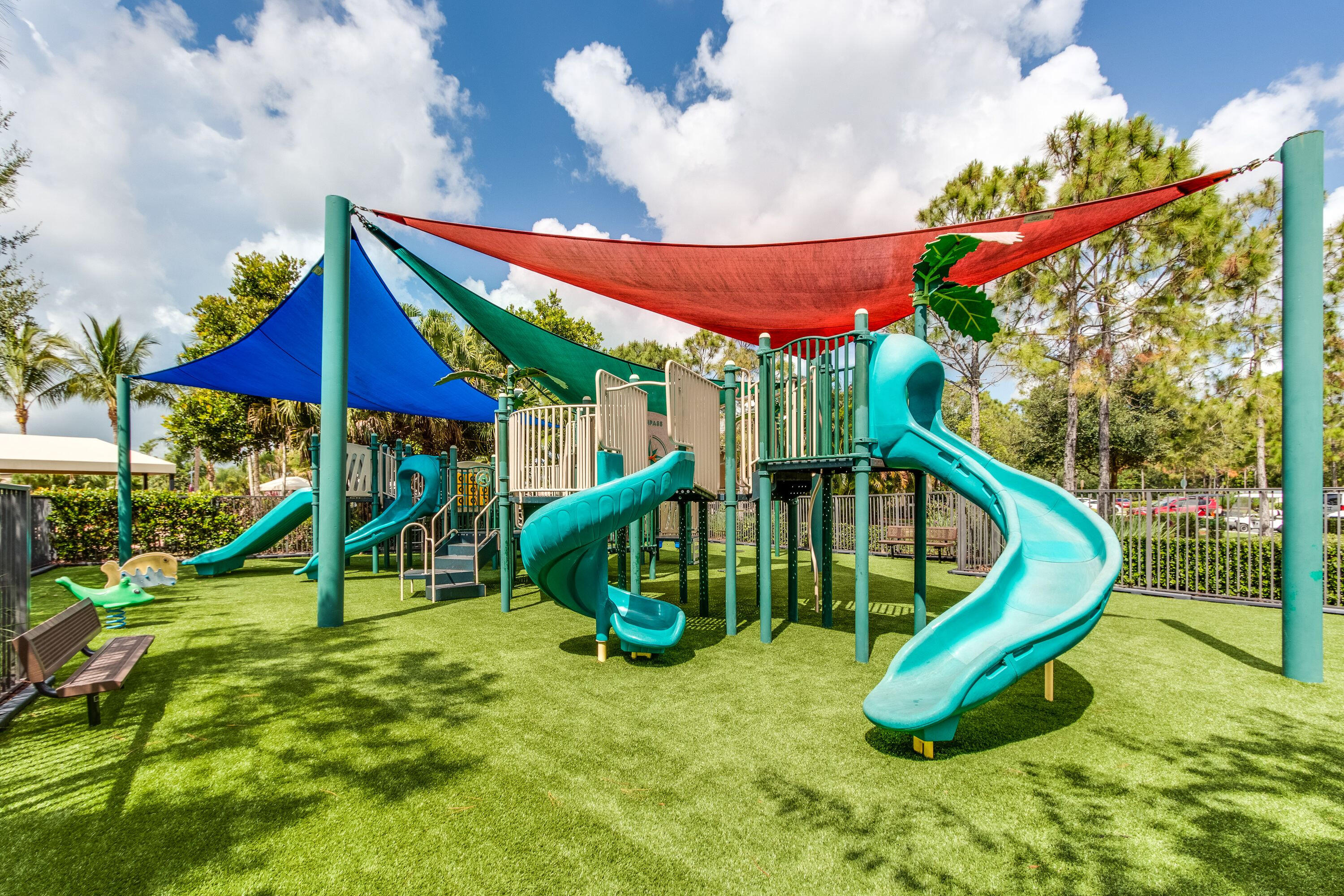 CANYON ISLES - Residential