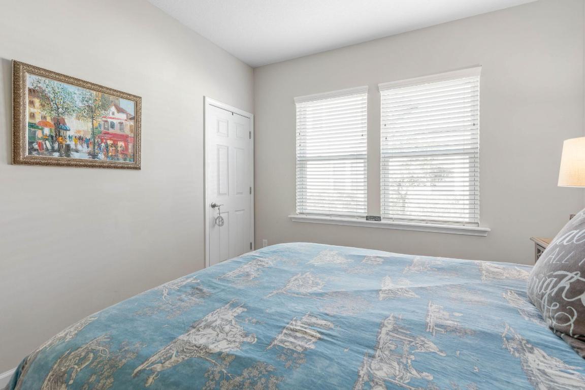 Villages at Valencia - Residential