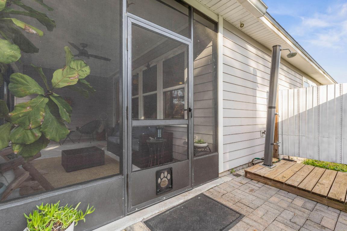 Villages at Valencia - Residential