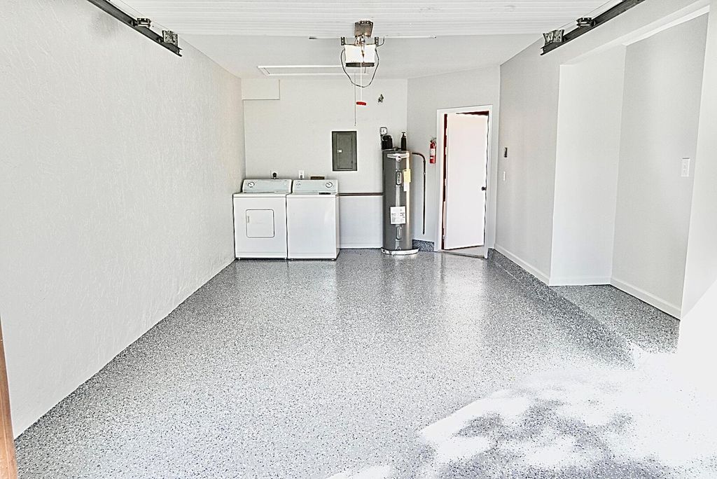 Photo of 3832 Collinwood Lane, West Palm Beach, FL 33406 (MLS # R10957652)