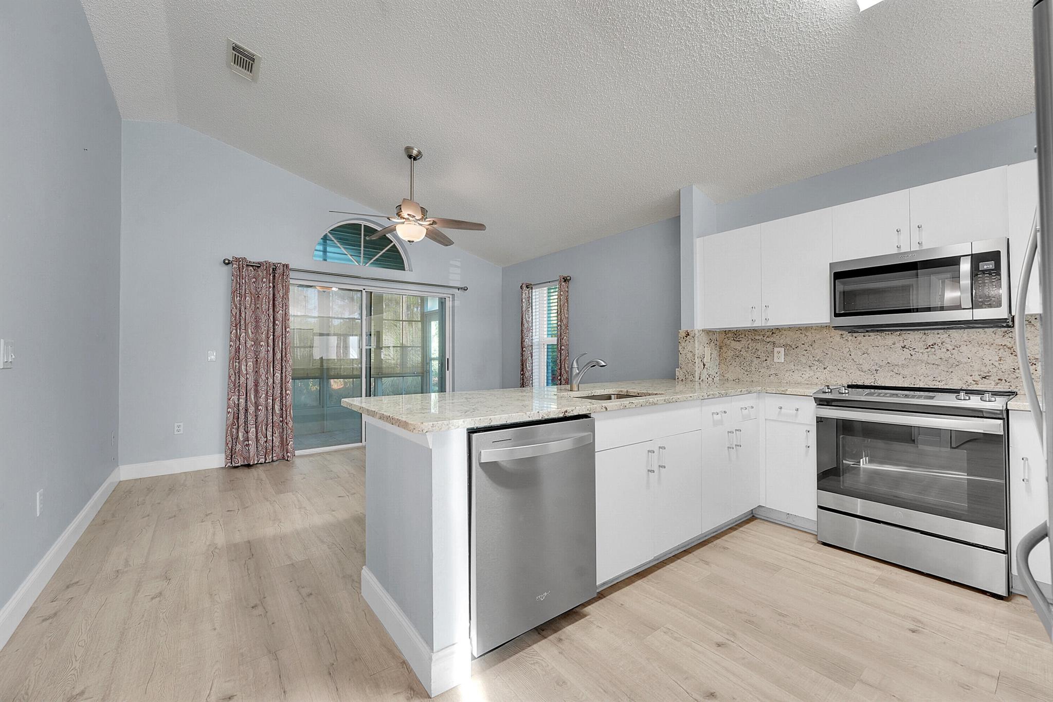 KINGS ISLE - Residential
