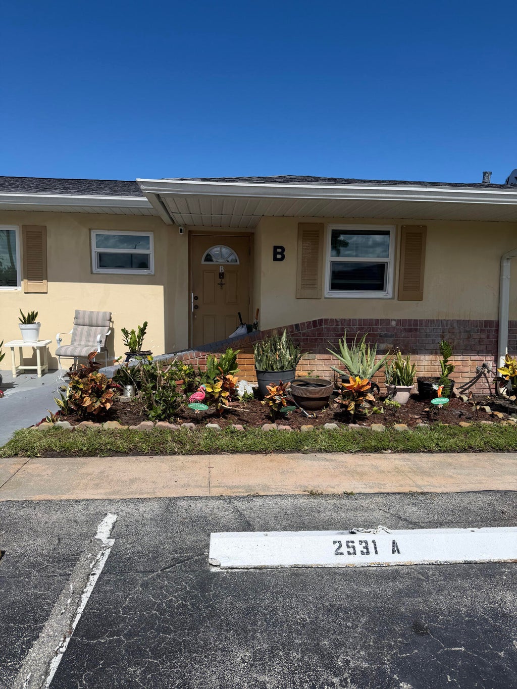 Photo of 2531 W Barkley Dr Drive W #B, West Palm Beach, FL 33415 (MLS # B26040126)