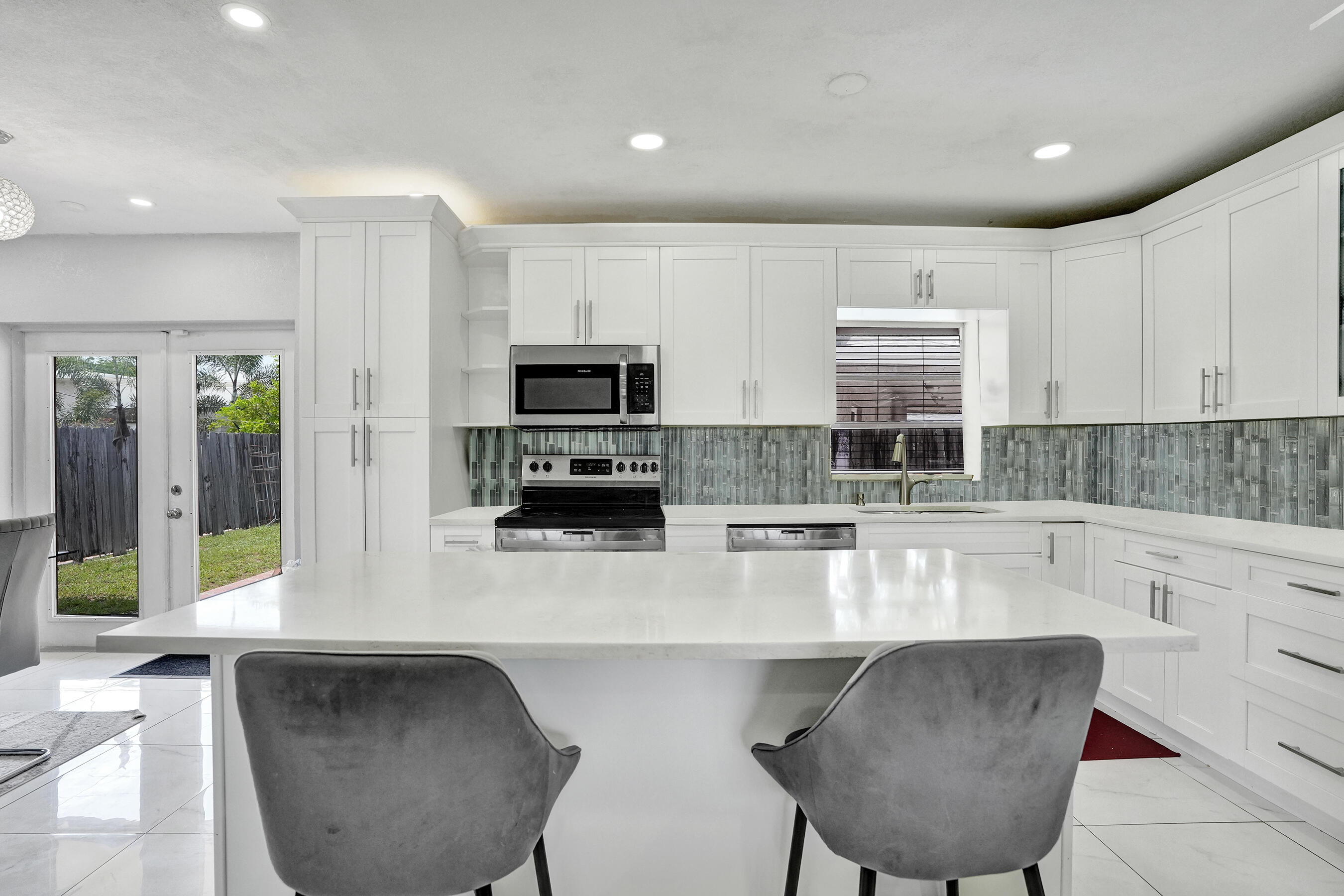 151 NW 21st Street