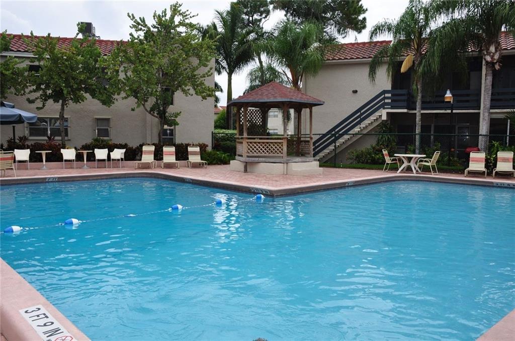 Embarcadero - Residential