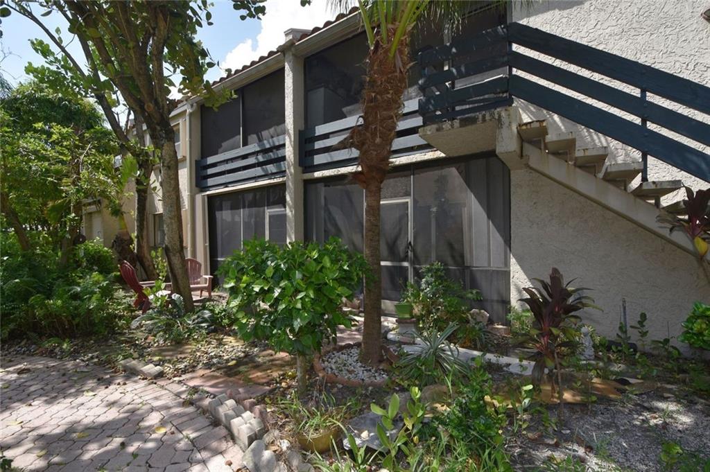 Embarcadero - Residential