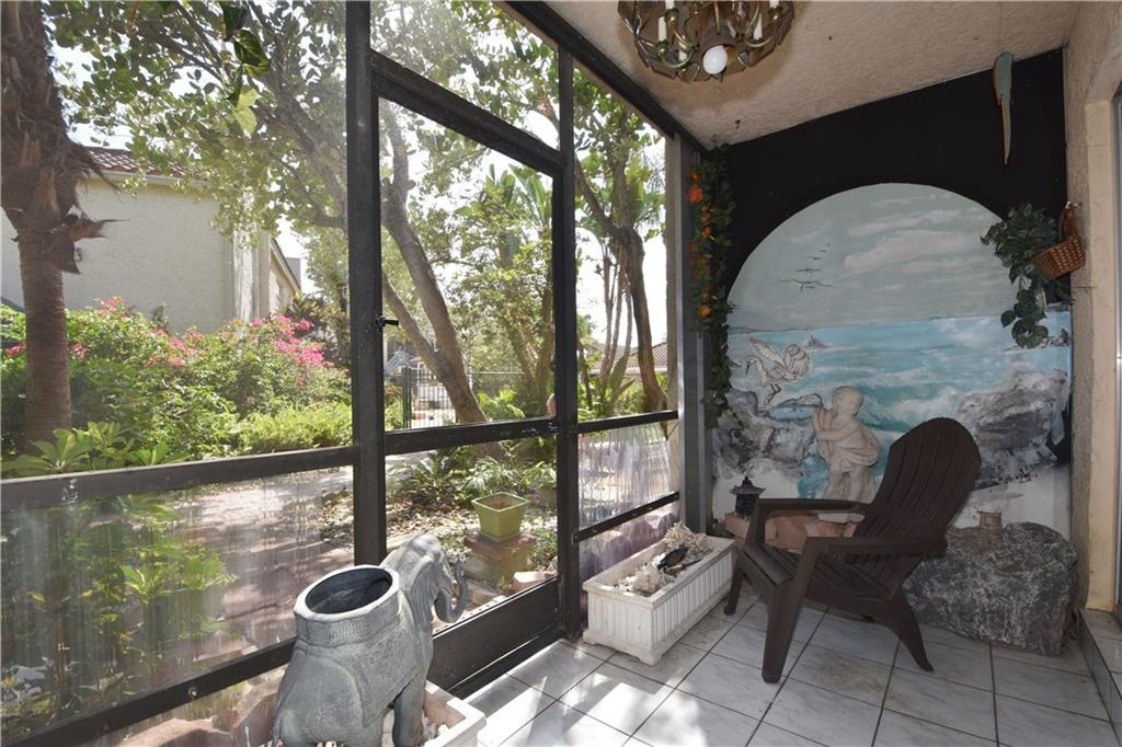 Embarcadero - Residential