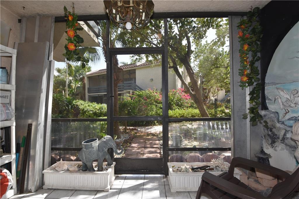 Embarcadero - Residential