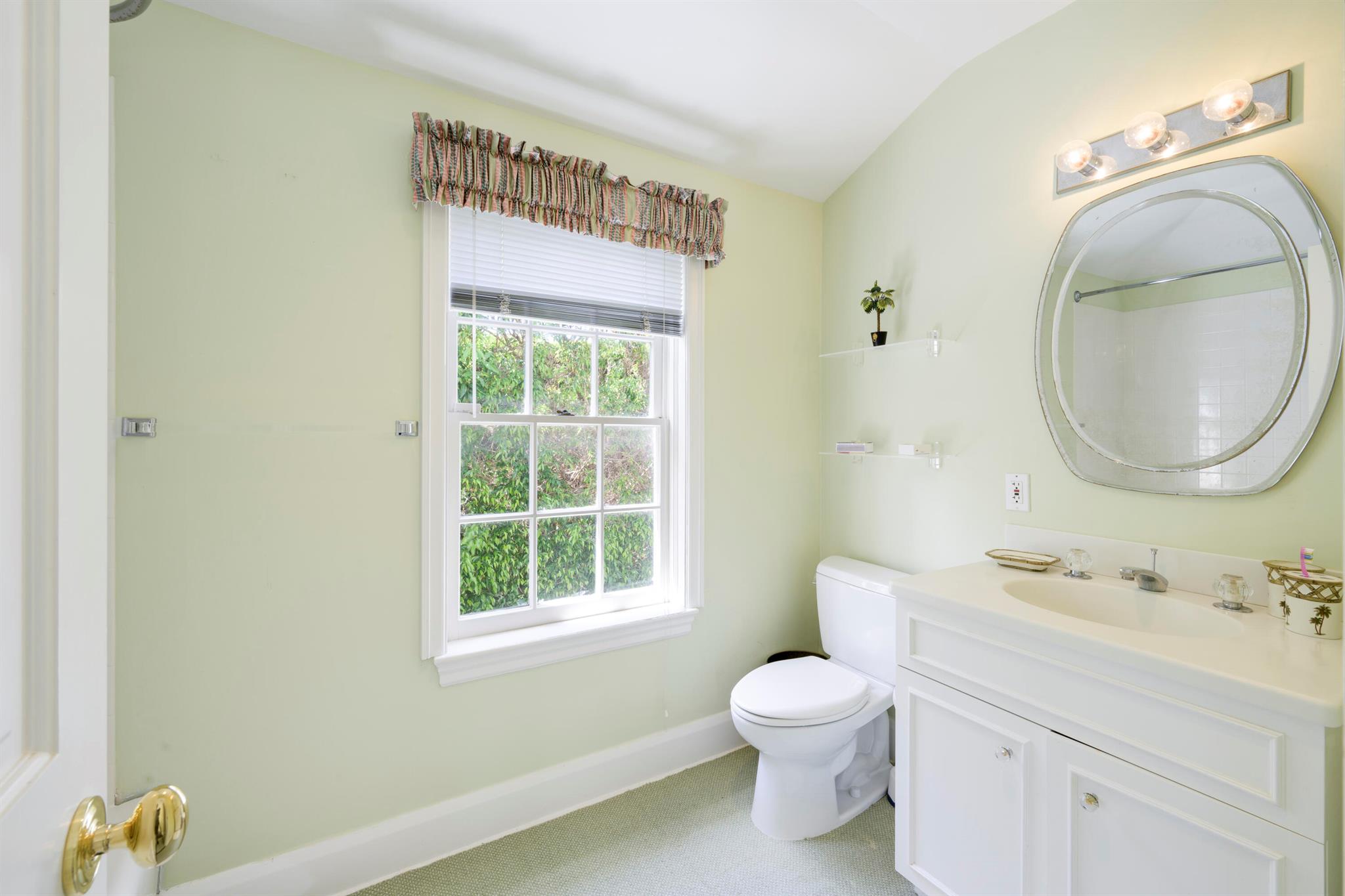 EL BRAVO PARK - Residential