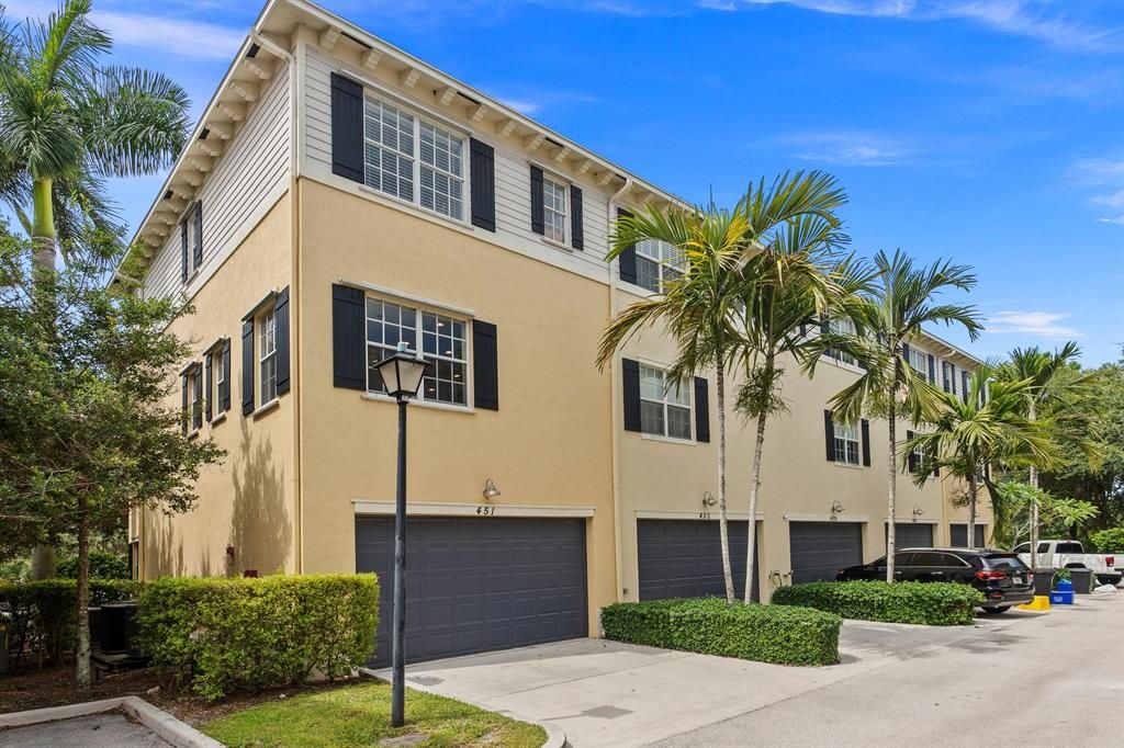 Photo of 451 Schoolhouse Road Rd, Jupiter, FL 33458 (MLS # R10825140)