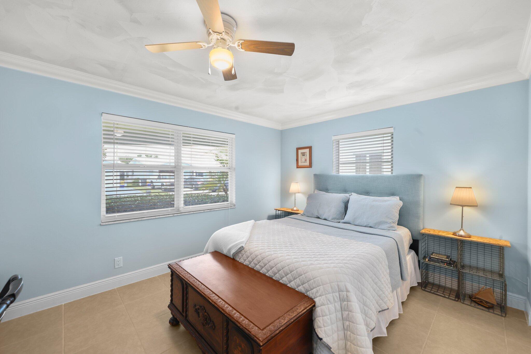 PALM BEACH LEISUREVILLE SEC 10 - Residential