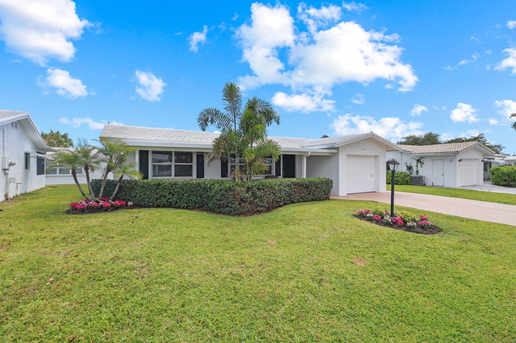 PALM BEACH LEISUREVILLE SEC 10 - Residential