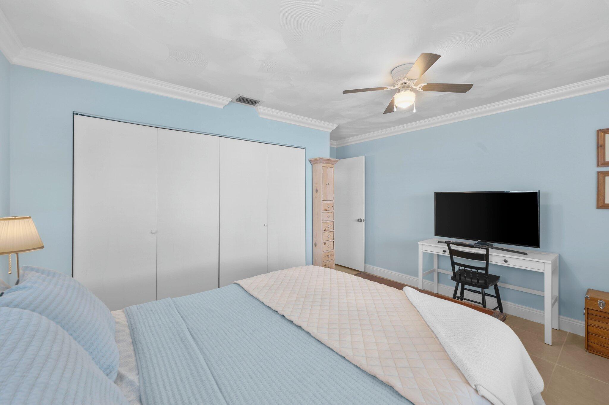 PALM BEACH LEISUREVILLE SEC 10 - Residential