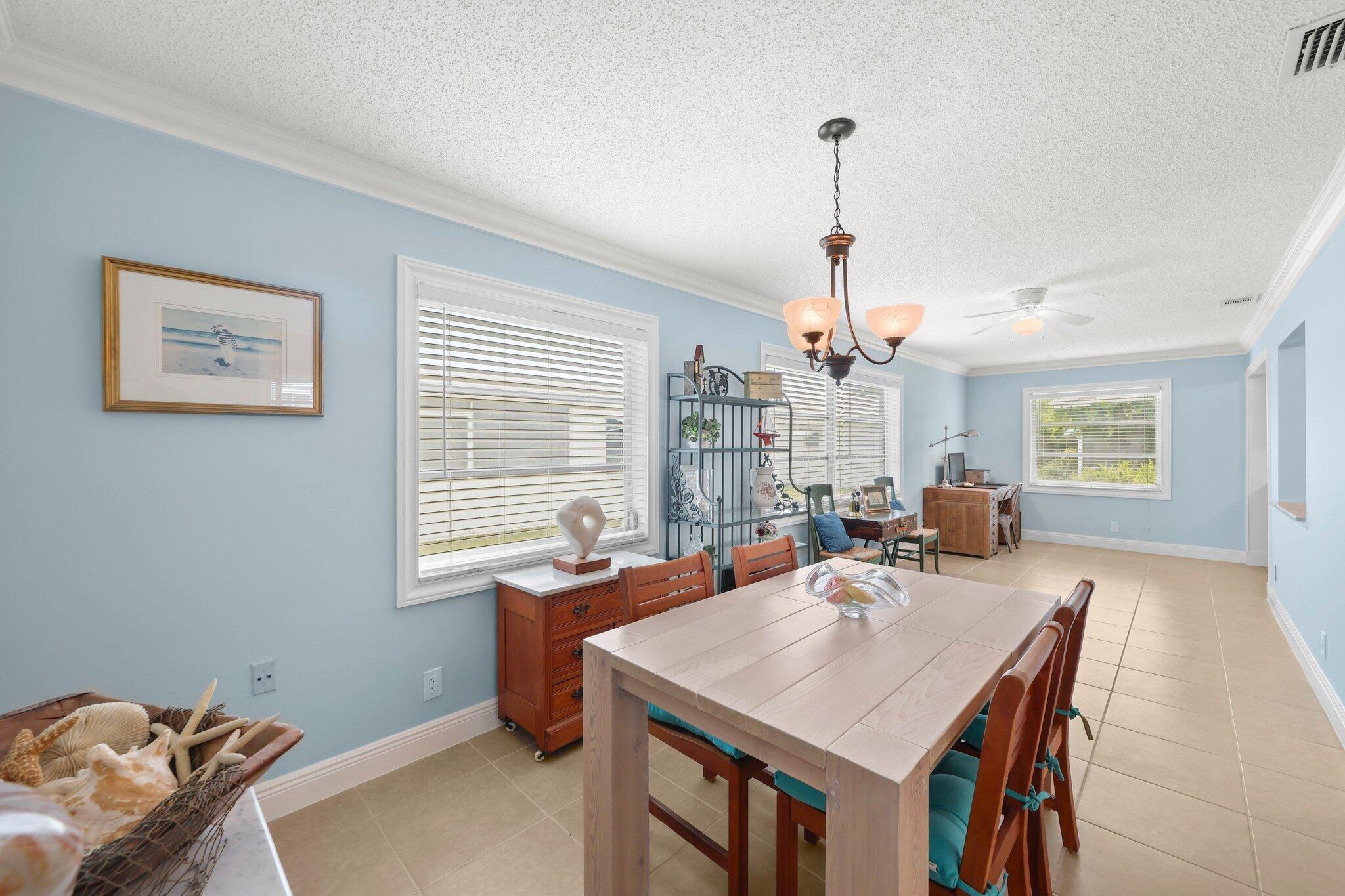 PALM BEACH LEISUREVILLE SEC 10 - Residential