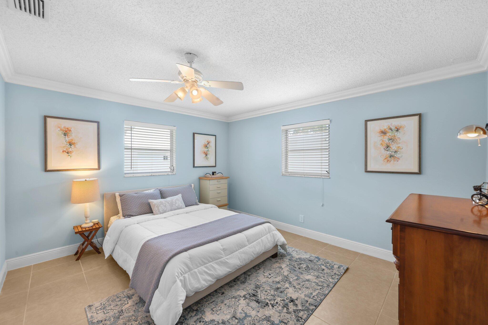 PALM BEACH LEISUREVILLE SEC 10 - Residential