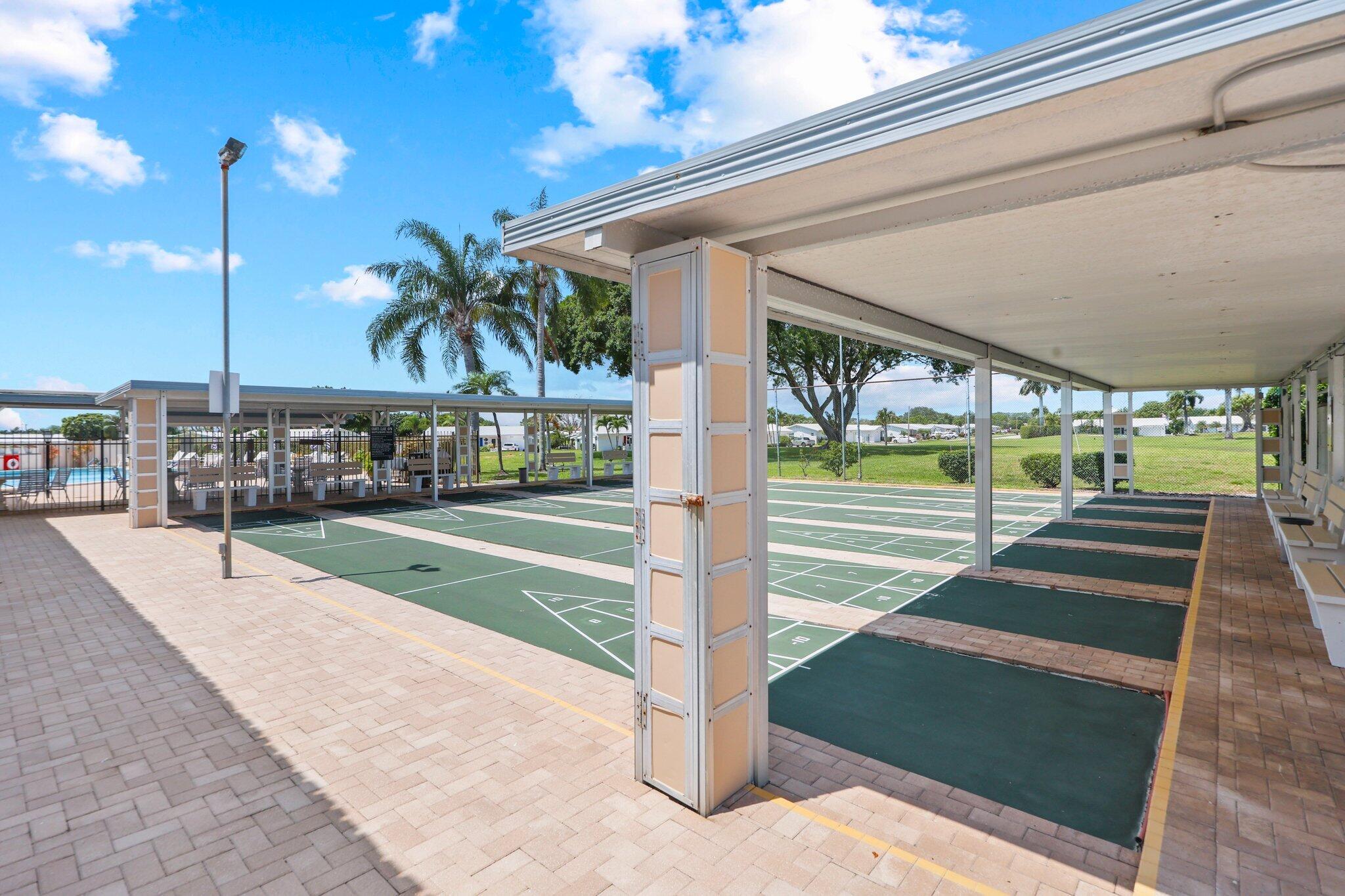 PALM BEACH LEISUREVILLE SEC 10 - Residential