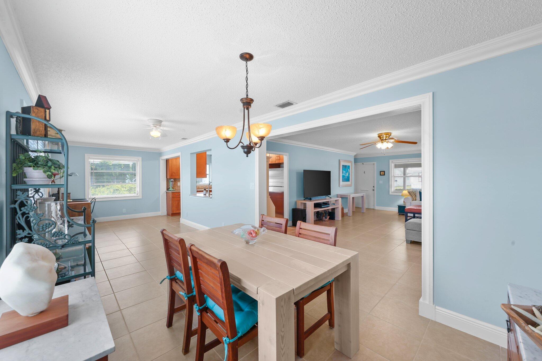 PALM BEACH LEISUREVILLE SEC 10 - Residential