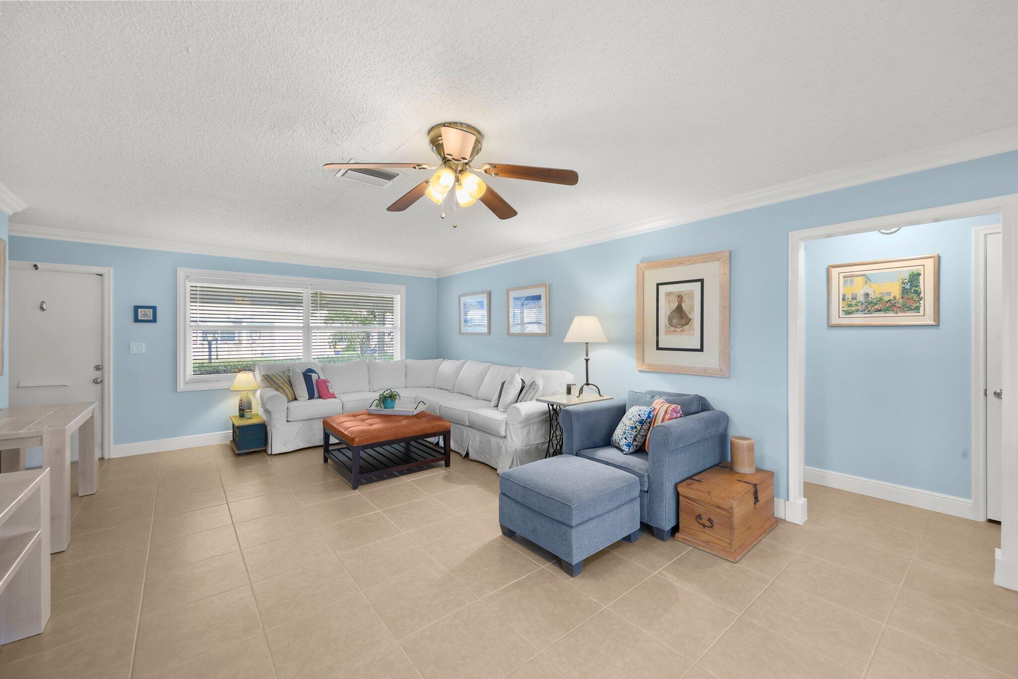 PALM BEACH LEISUREVILLE SEC 10 - Residential