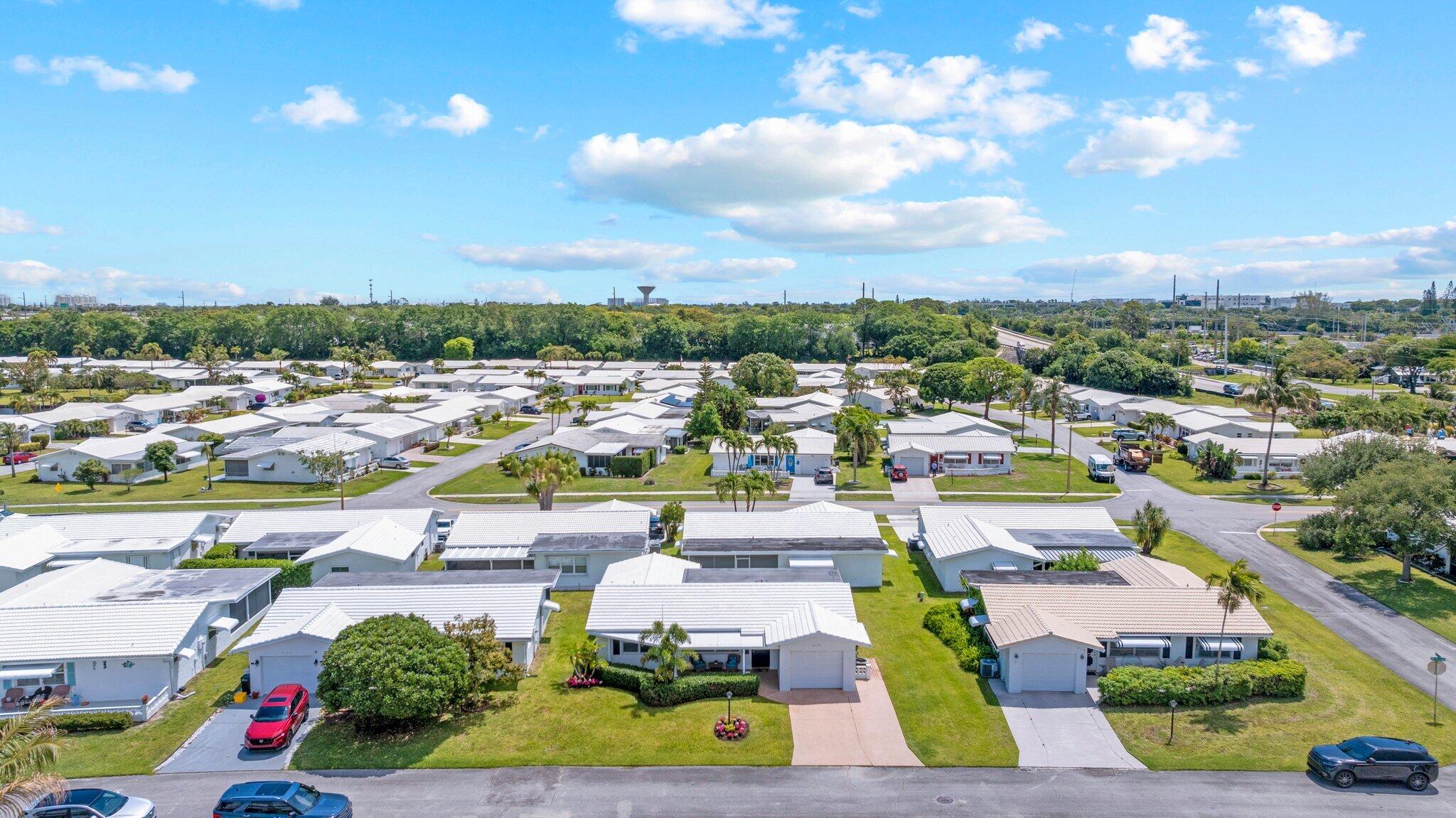 PALM BEACH LEISUREVILLE SEC 10 - Residential