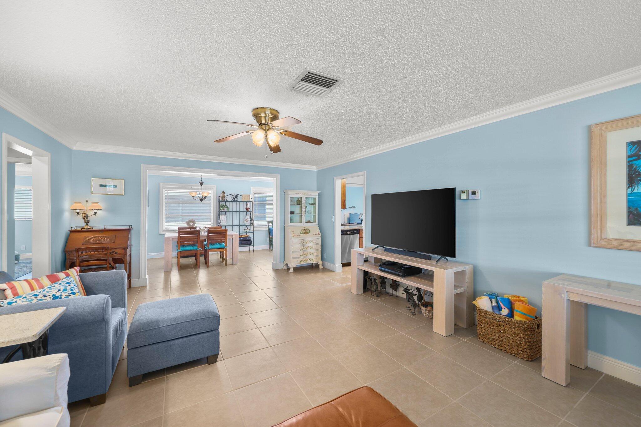 PALM BEACH LEISUREVILLE SEC 10 - Residential