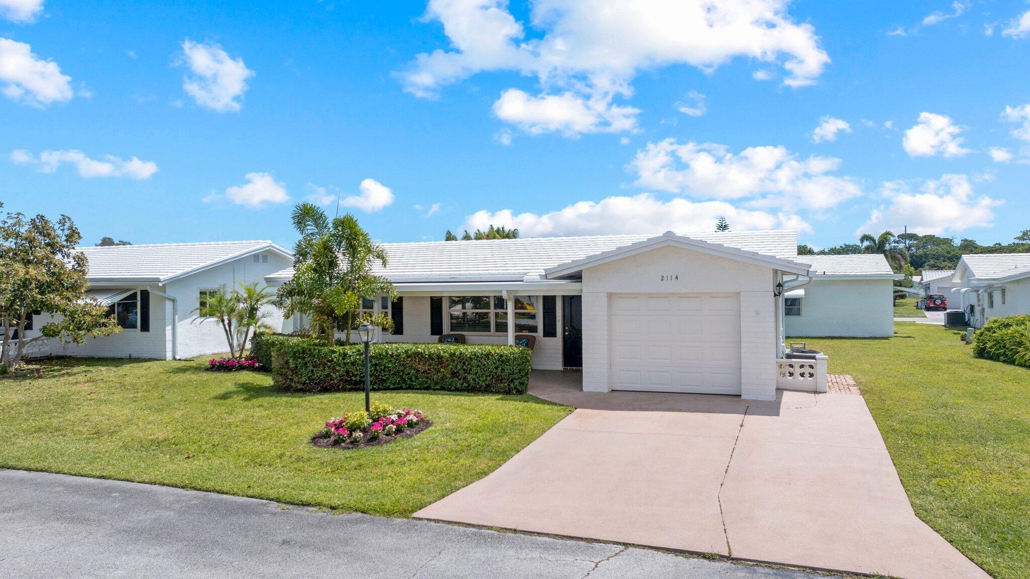 PALM BEACH LEISUREVILLE SEC 10 - Residential