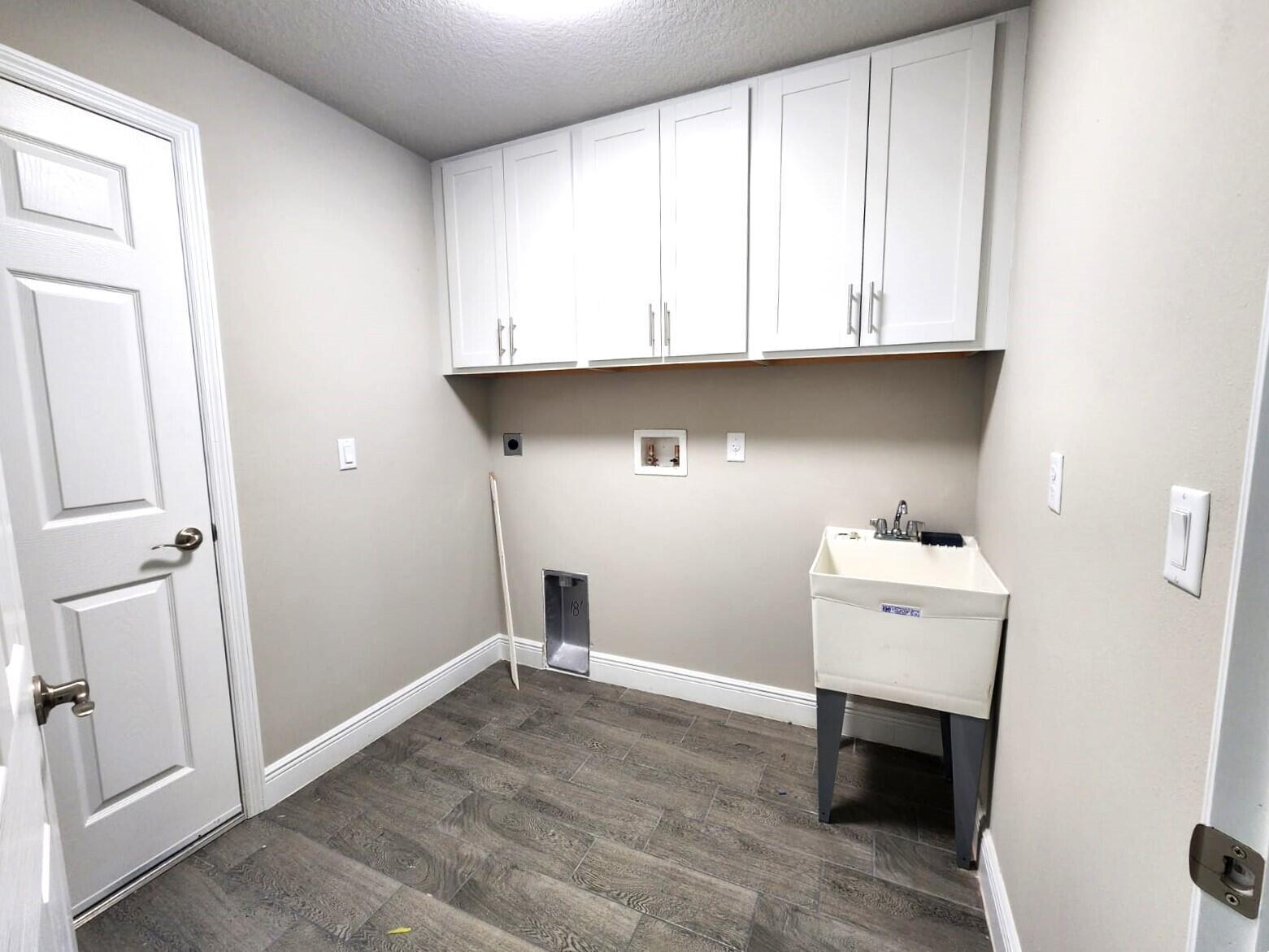 The Acreage - Residential