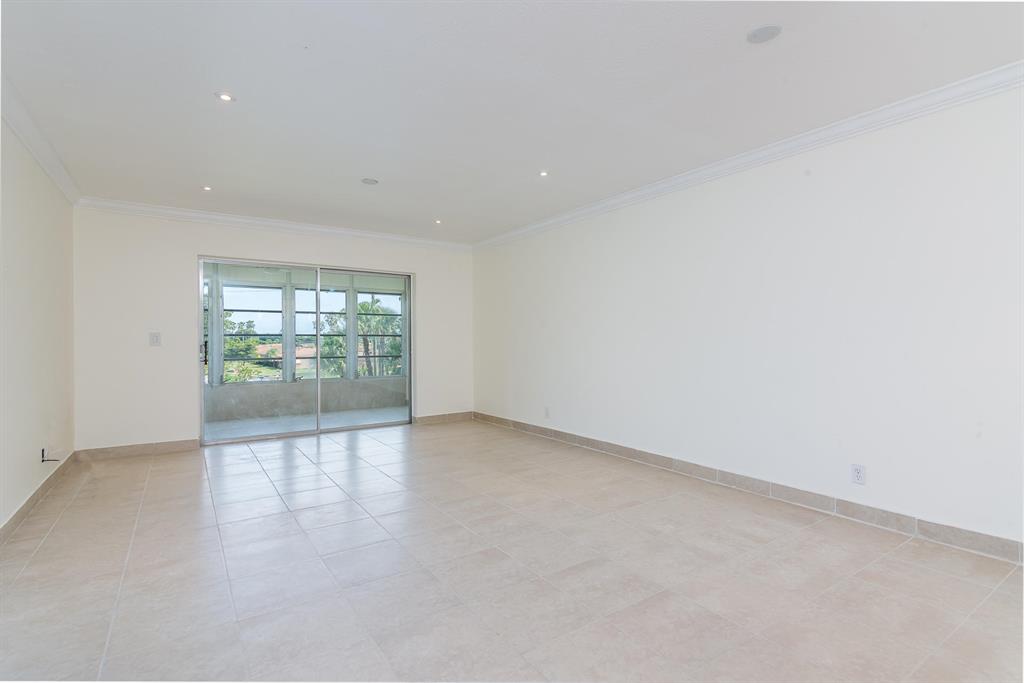 VILLAGES OF ORIOLE BONAIRE - Residential