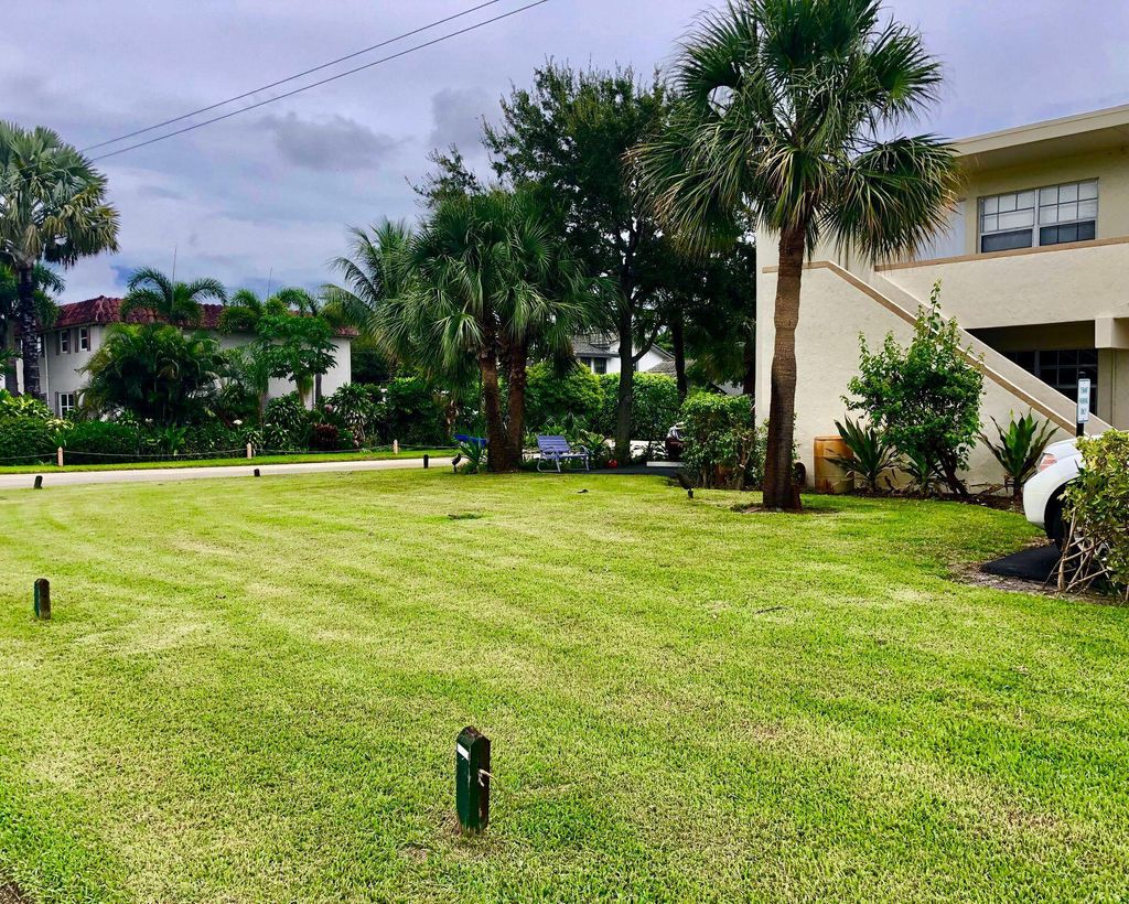Photo of 4670 NE 5th Avenue #17, Boca Raton, FL 33431 (MLS # B26007459)