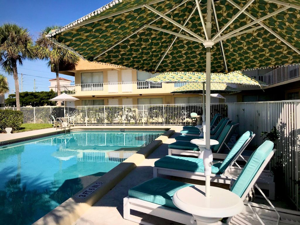 Photo of 4670 NE 5th Avenue #17, Boca Raton, FL 33431 (MLS # B26007459)