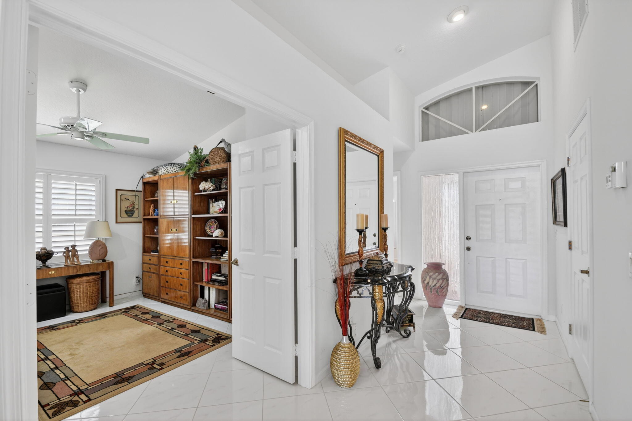 LAKERIDGE GREENS - Residential