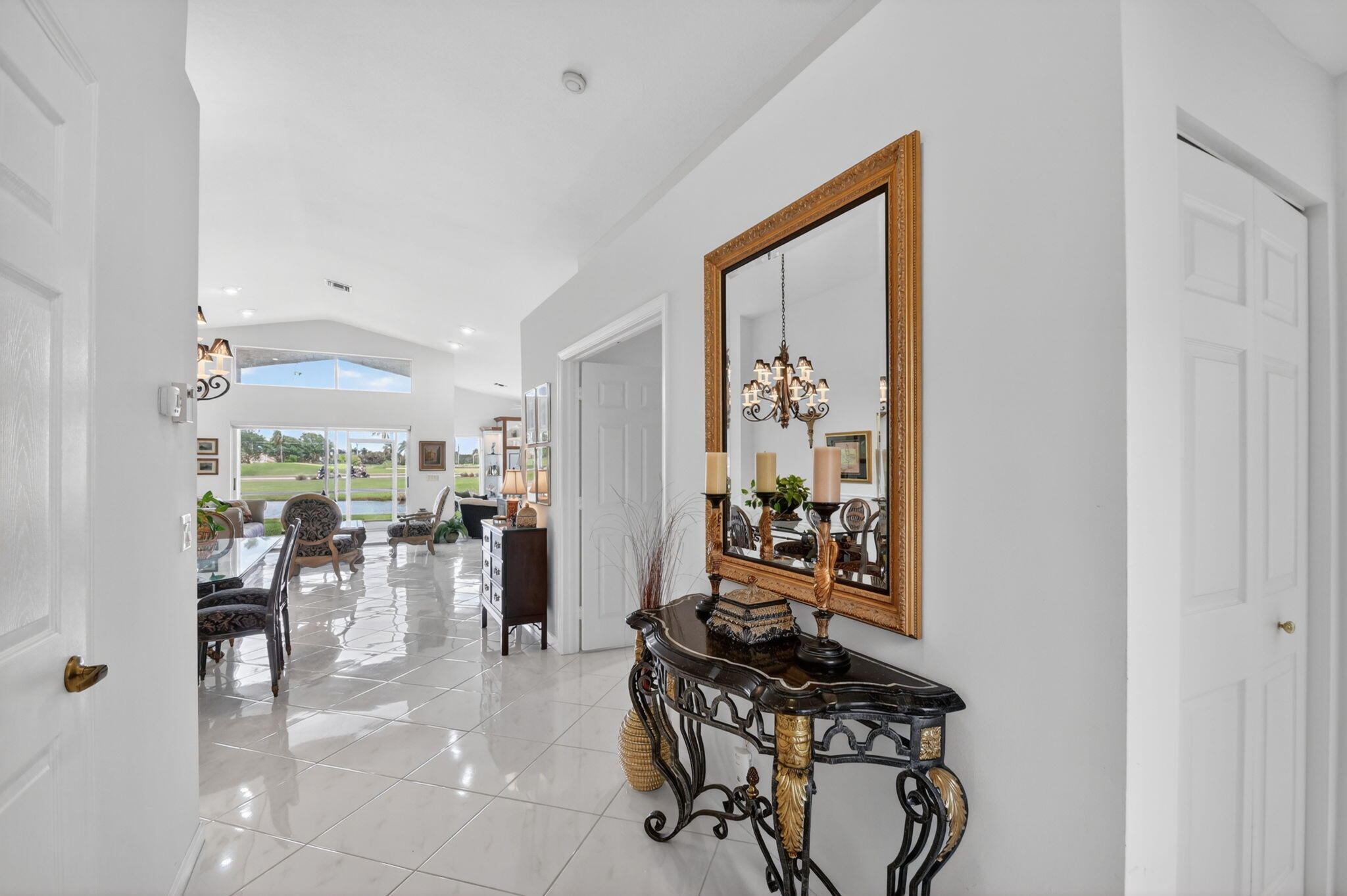 LAKERIDGE GREENS - Residential