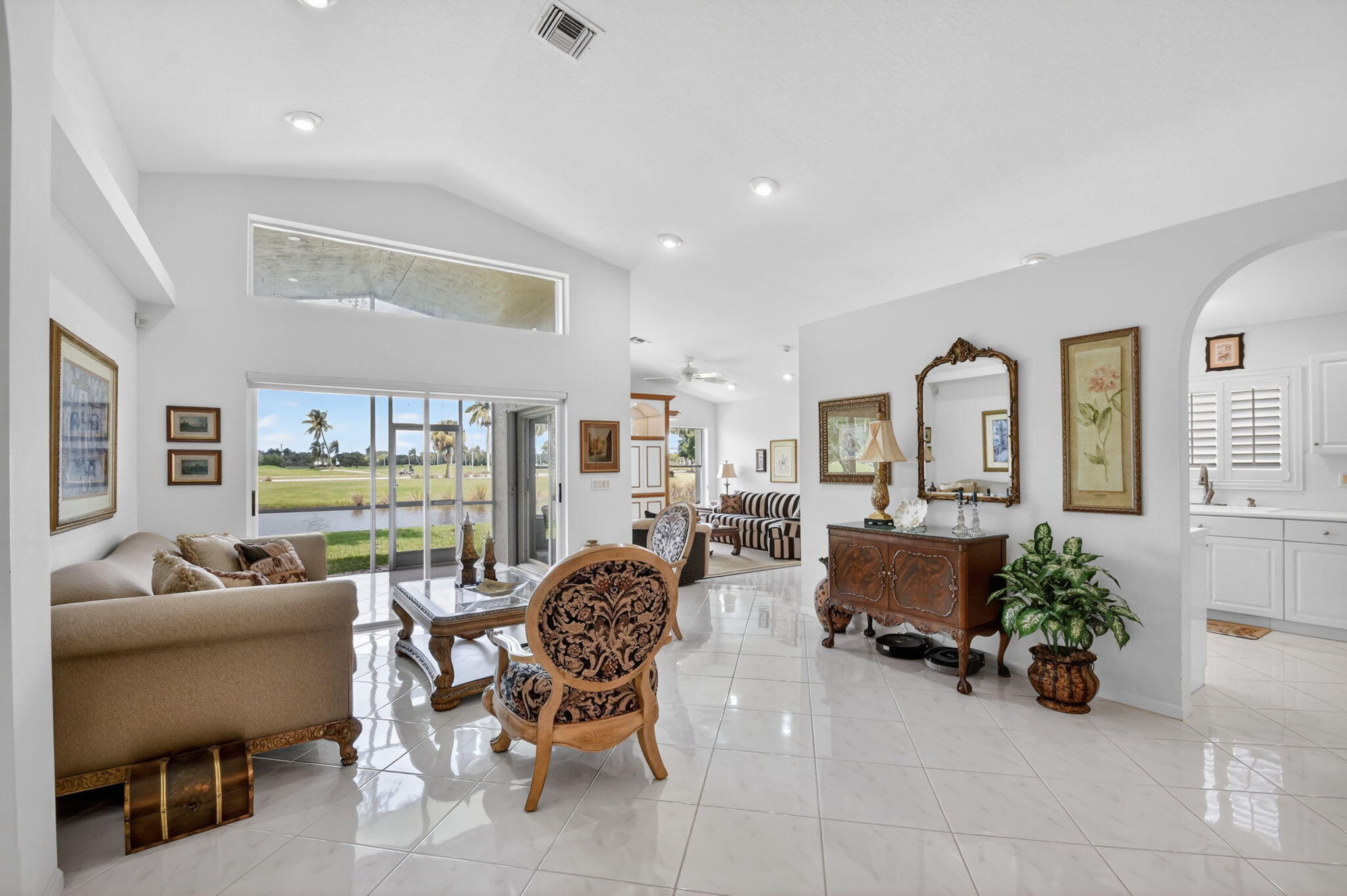 LAKERIDGE GREENS - Residential