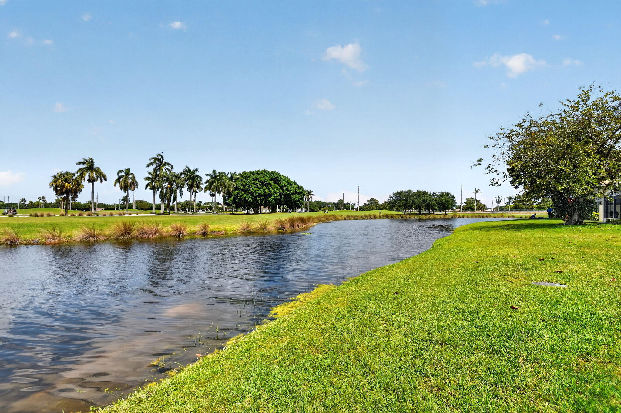 LAKERIDGE GREENS - Residential
