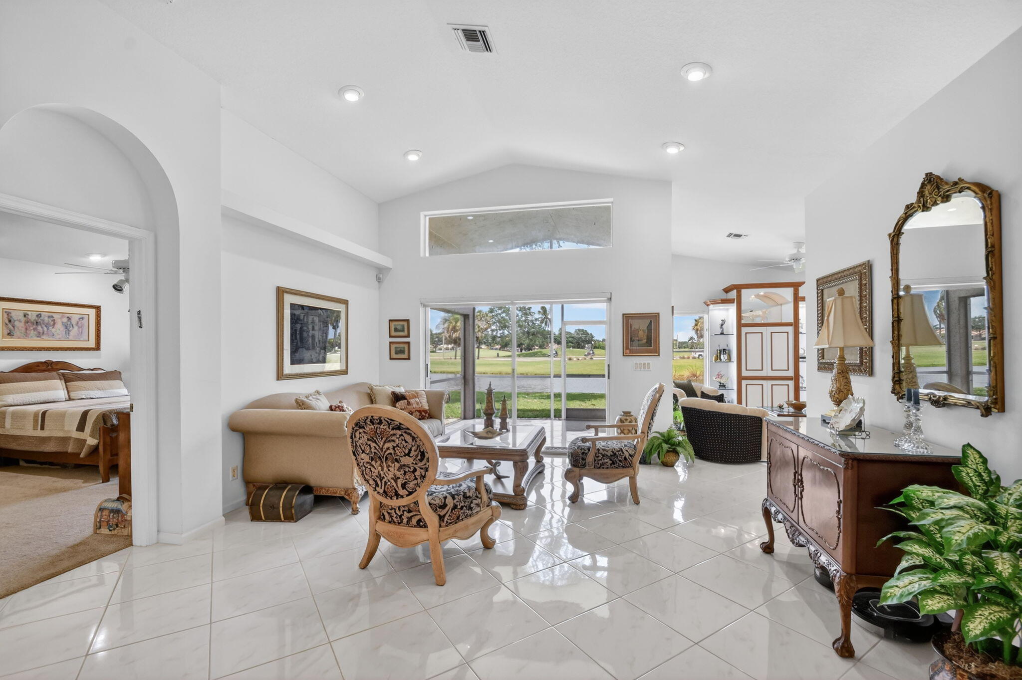 LAKERIDGE GREENS - Residential