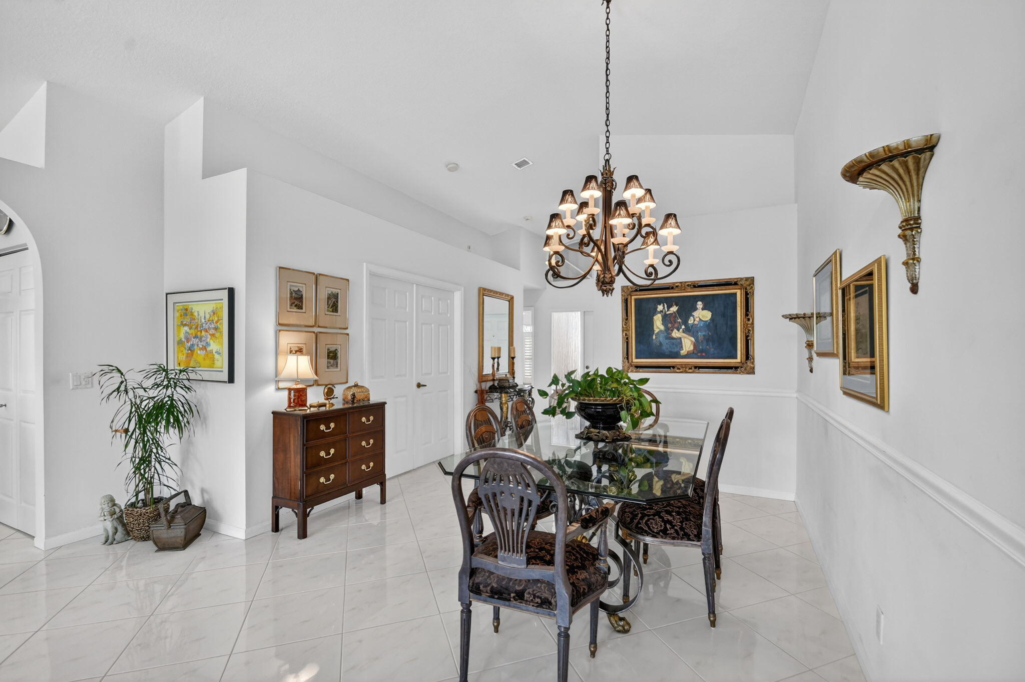 LAKERIDGE GREENS - Residential