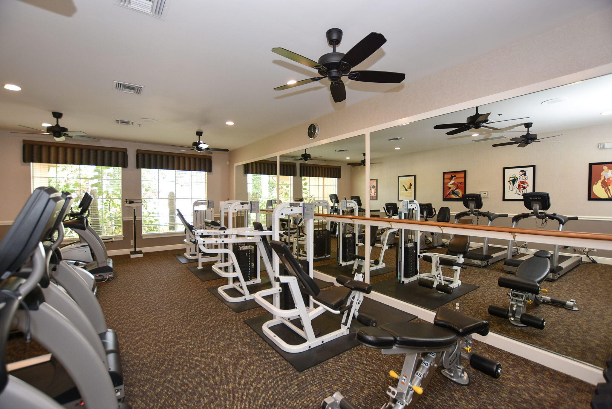 LAKERIDGE GREENS - Residential