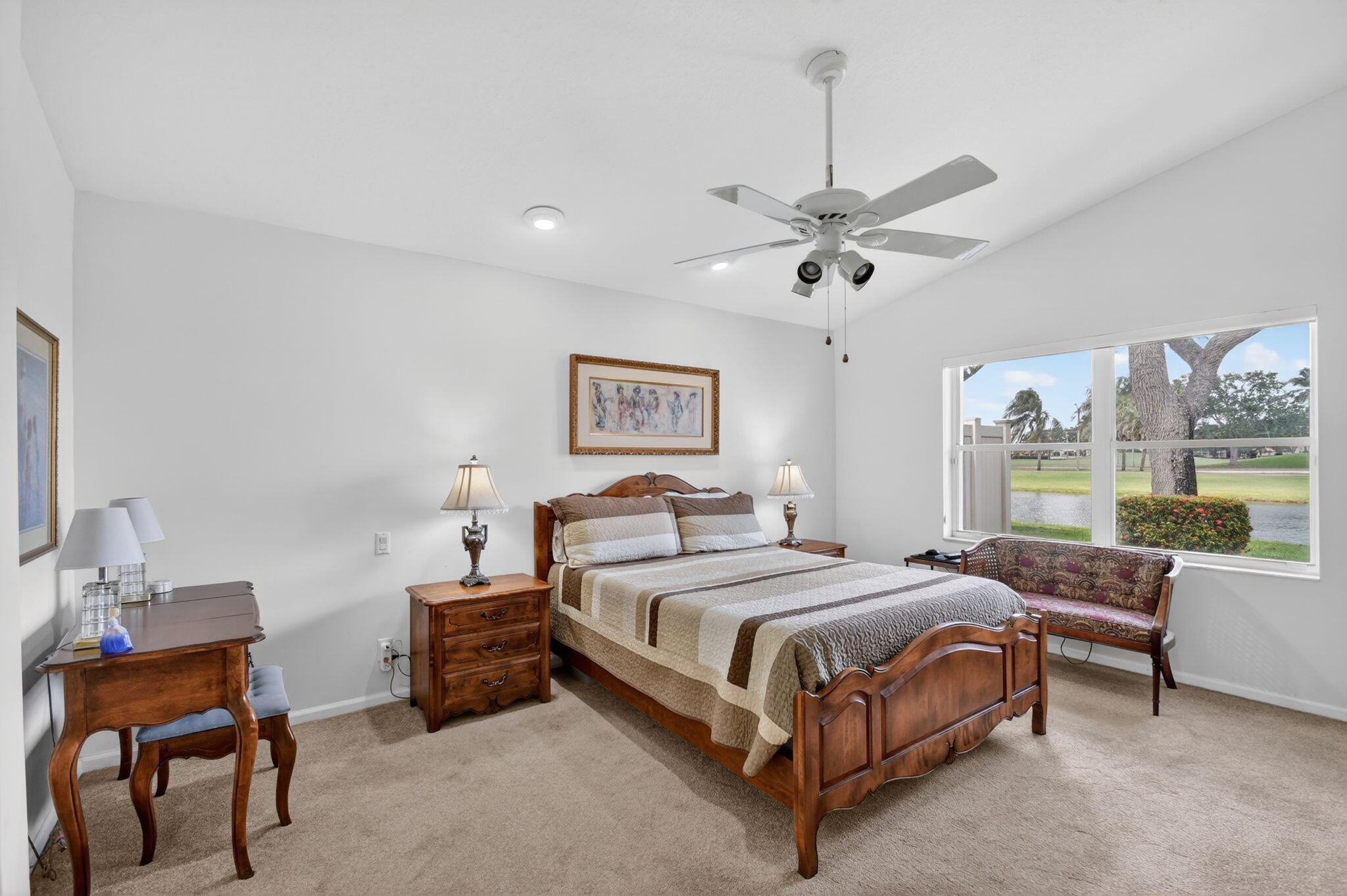 LAKERIDGE GREENS - Residential