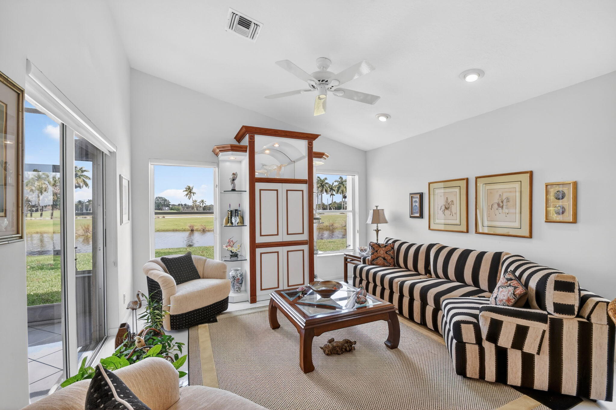 LAKERIDGE GREENS - Residential